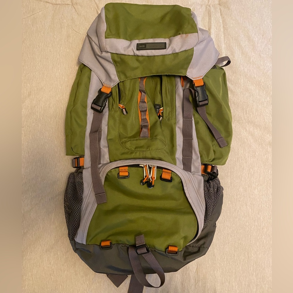 REI Meteor Youth Pack - Like New!